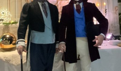 Location costume Bridgerton  à Avignon et Aix-en-Provence