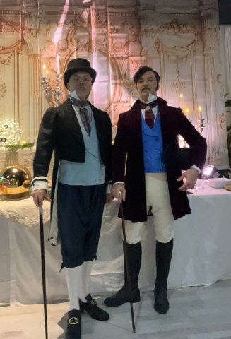 Location costume Bridgerton  à Avignon et Aix-en-Provence