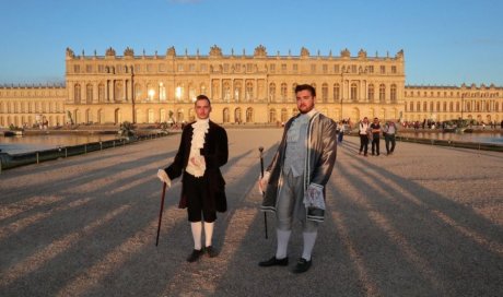 Location de costumes XVIIIème siècle pour Les Fêtes Galantes de Versailles