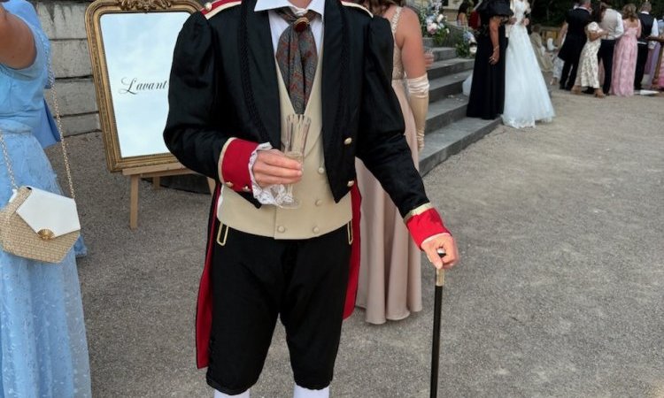 Location costume Bridgerton  à Avignon et Aix-en-Provence