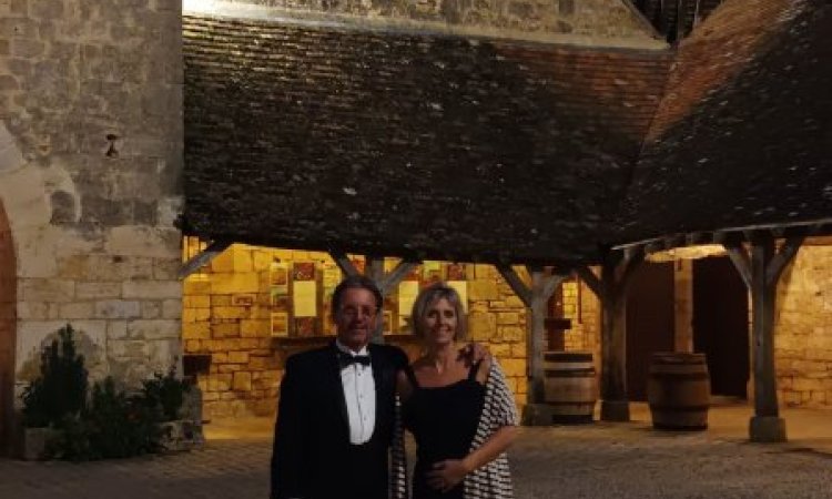 location de smoking à Aix-en-Provence et Avignon pour le Clos Vougeot ou le Festival de Cannes
