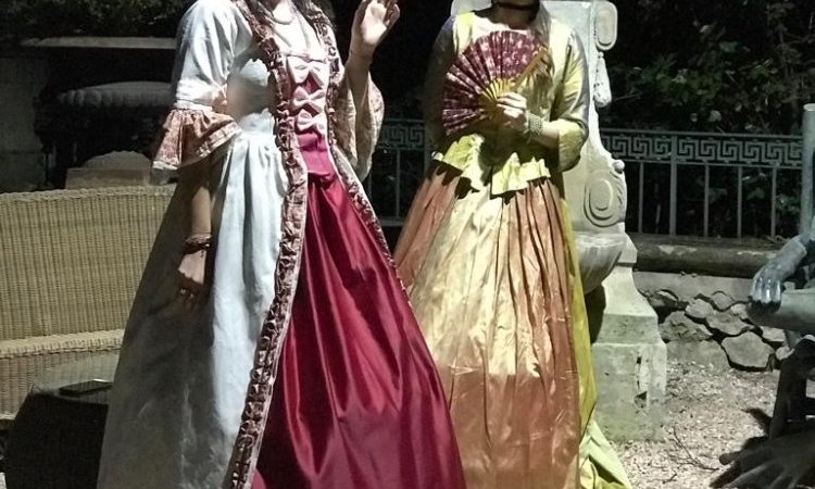 Location de costumes et accessoires XVIIIème siècle à Aix-en-Provence et Avignon