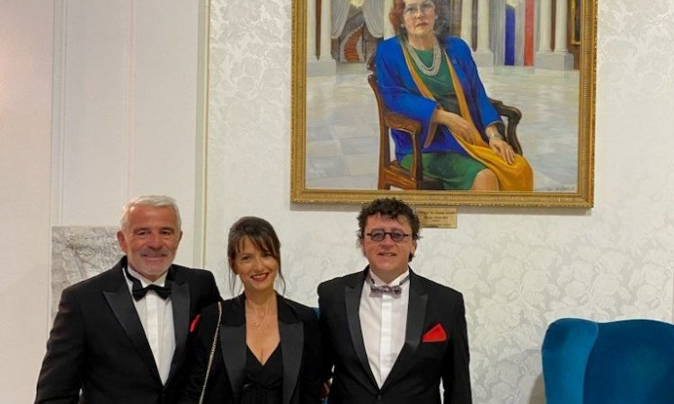 Location de smoking pour soirée caritative au Negresco de Nice à Aix-en-Provence et Avignon