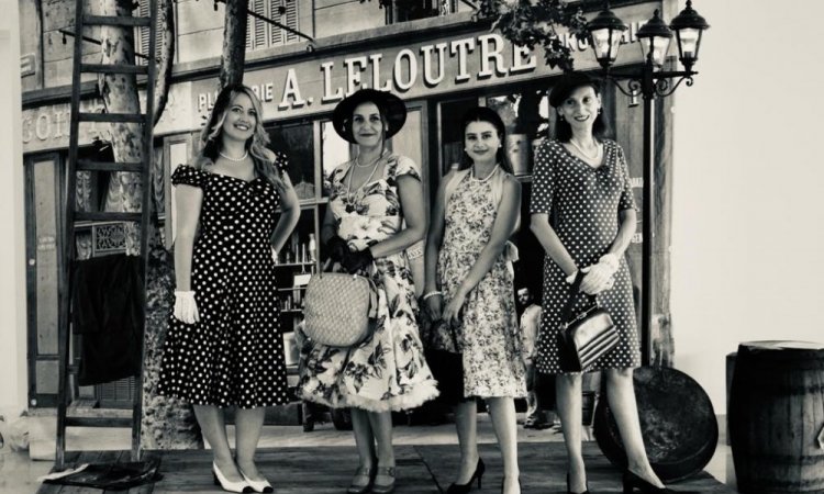Location de robe 1950 à Aix-en-Provence et Avignon